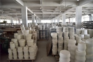 1.Moulds Standing Room